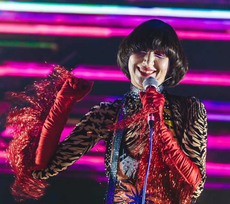 Karen O of Yeah Yeah Yeahs at Red Rocks 2023, photo by Dave The Photo Guy.