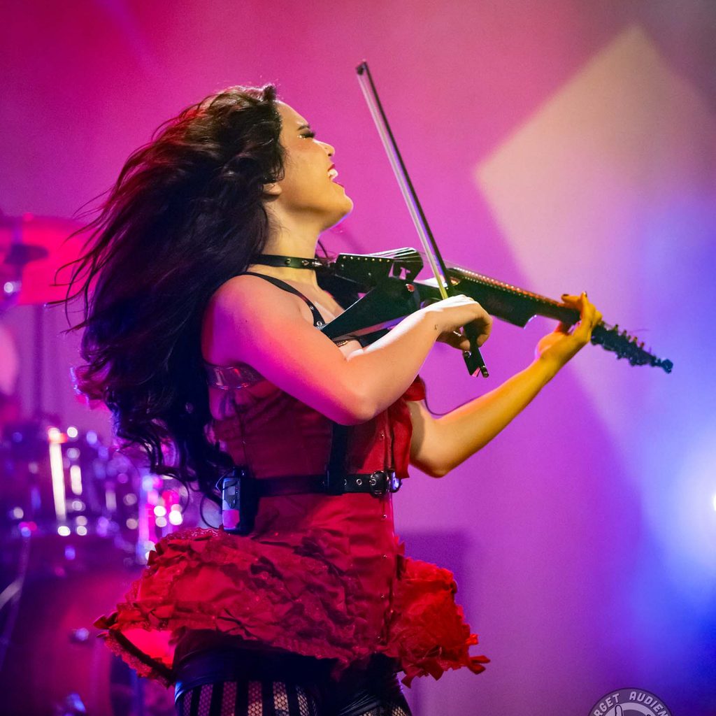 Mia Asano at Oriental Theater 10/16/26