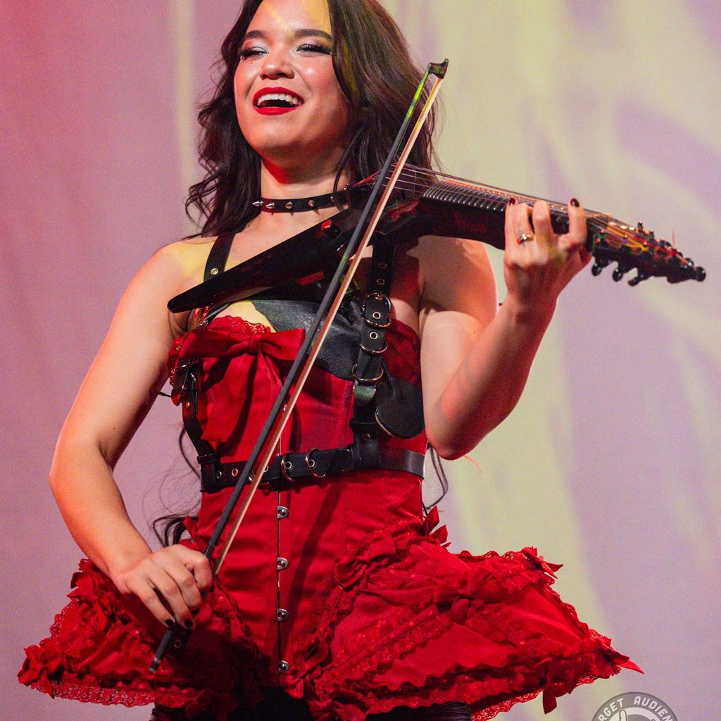 Mia Asnao at Oriental Theater 10/16/26